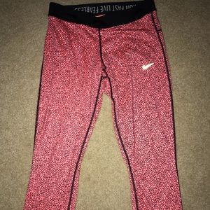 Nike cropped leggings